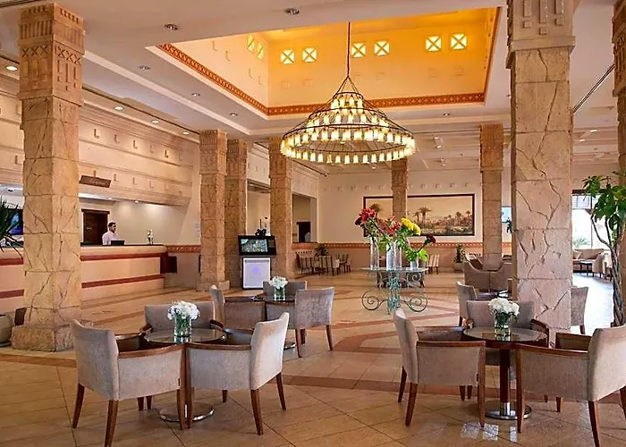 Charmillion Sea Life Resort