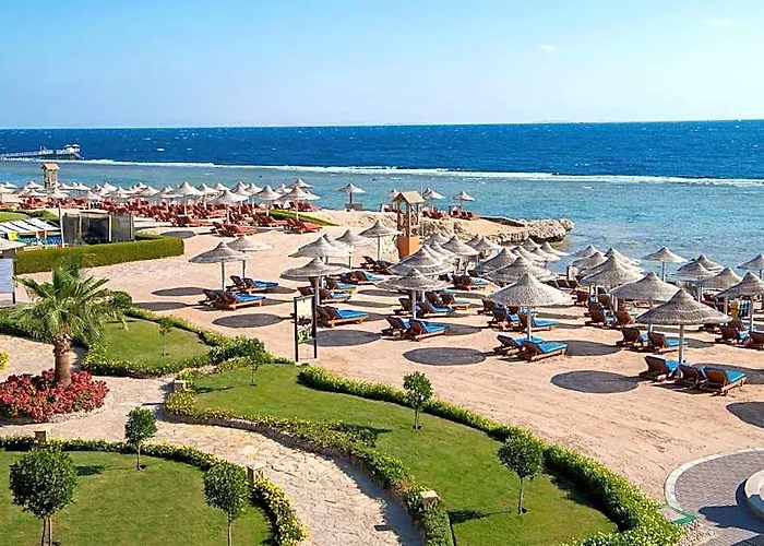 Charmillion Sea Life Resort 4*
