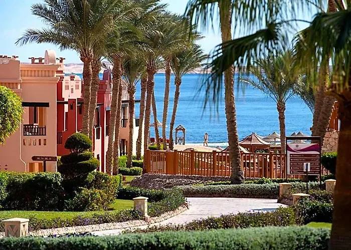 Charmillion Sea Life Resort 4*